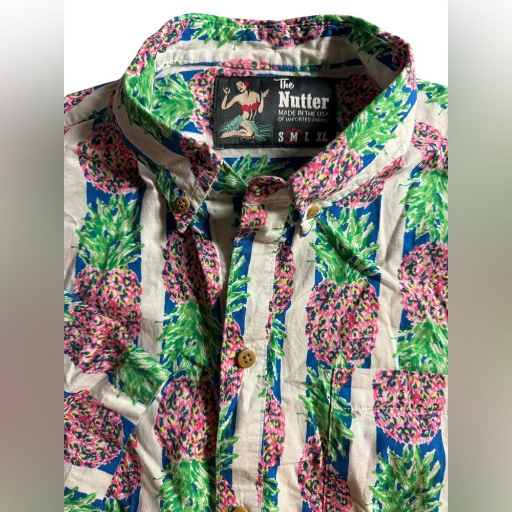 Chubbies The Nutter mens short sleeve tropical button down shirt size medium